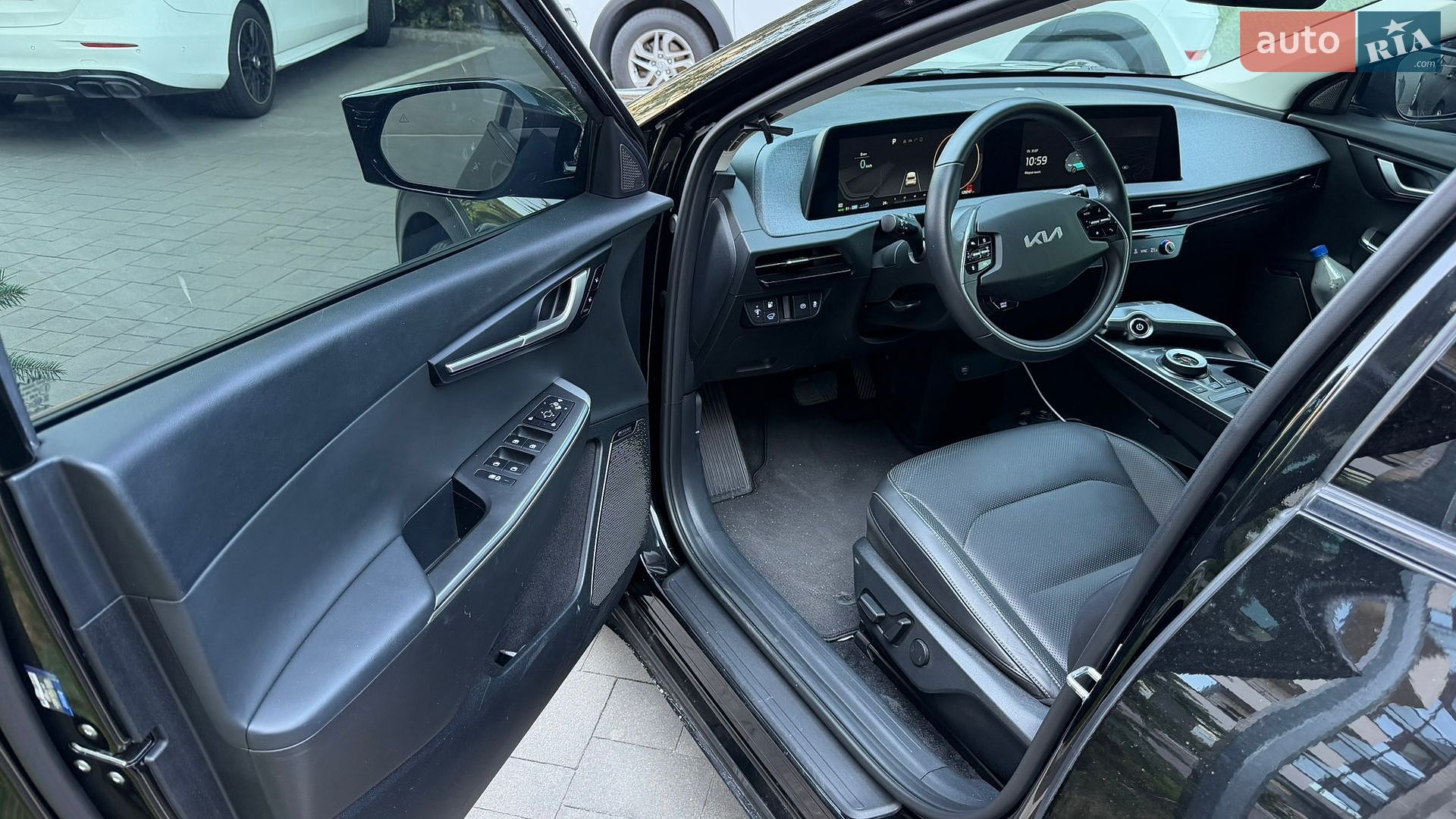 Kia EV6 2023 VIN KNDC34LA5P5117876 фото оголошення 10 з 10