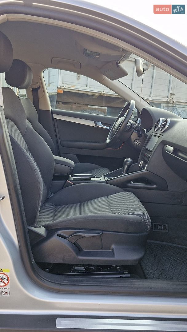 Audi A3 2010 VIN WAUZZZ8PXAB017913 фото оголошення 16 з 29
