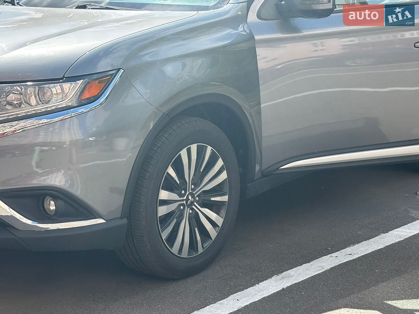 MITSUBISHI OUTLANDER 2019 VIN JA4AZ3A39KZ046181 фото оголошення 7 з 18