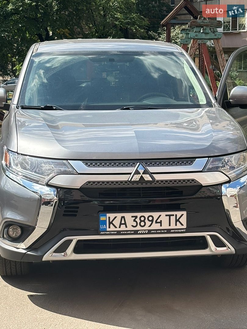 MITSUBISHI OUTLANDER 2019 VIN JA4AZ3A39KZ046181 фото оголошення 8 з 18