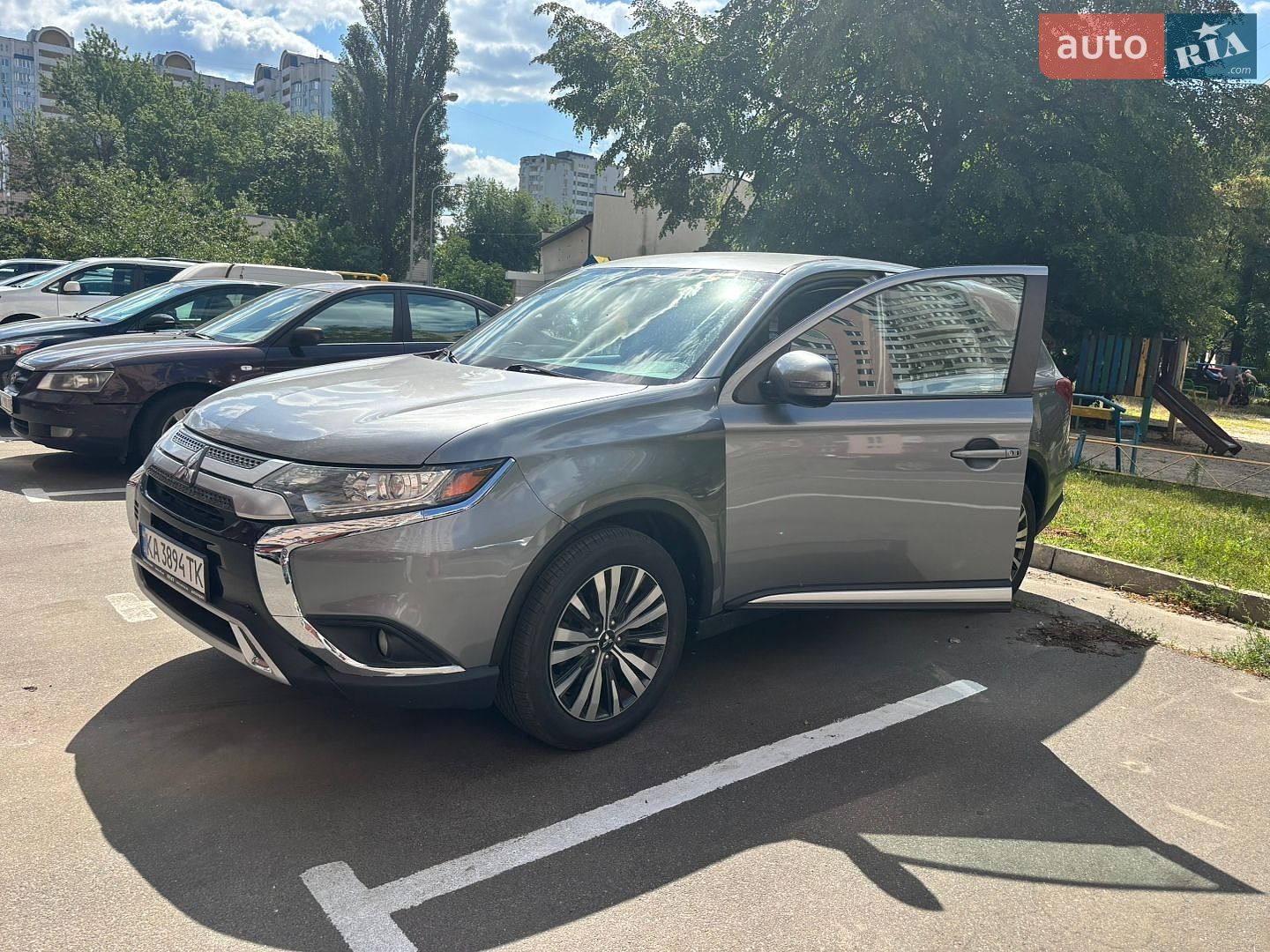 MITSUBISHI OUTLANDER 2019 VIN JA4AZ3A39KZ046181 фото оголошення 9 з 18