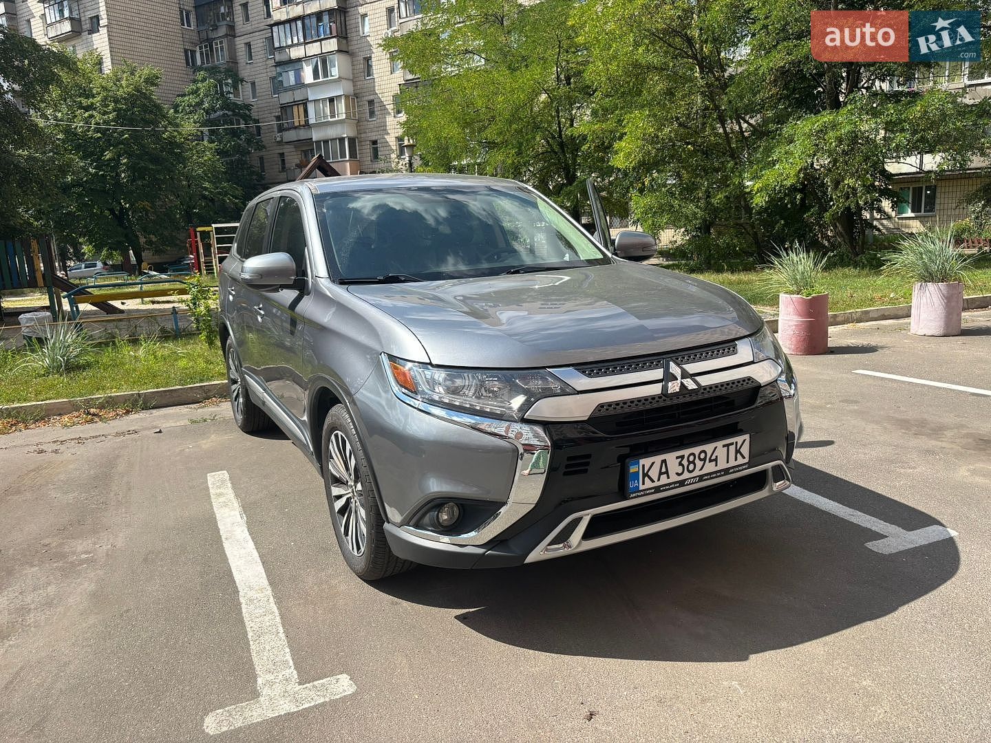 MITSUBISHI OUTLANDER 2019 VIN JA4AZ3A39KZ046181 фото оголошення 13 з 18