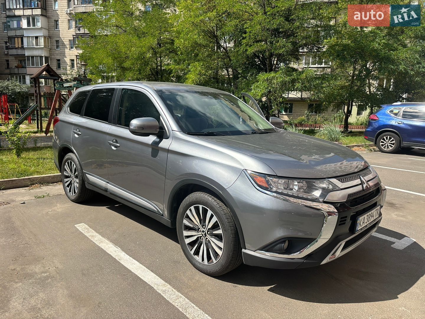 MITSUBISHI OUTLANDER 2019 VIN JA4AZ3A39KZ046181 фото оголошення 15 з 18