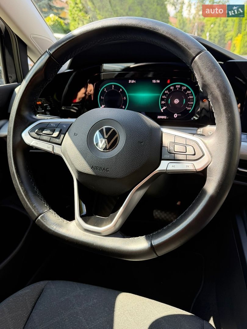 Volkswagen Golf 2022 VIN WVWZZZCDXPW515403 фото оголошення 15 з 70