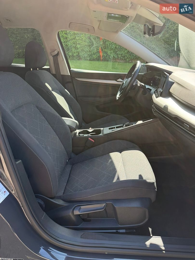 Volkswagen Golf 2022 VIN WVWZZZCDXPW515403 фото оголошення 53 з 70