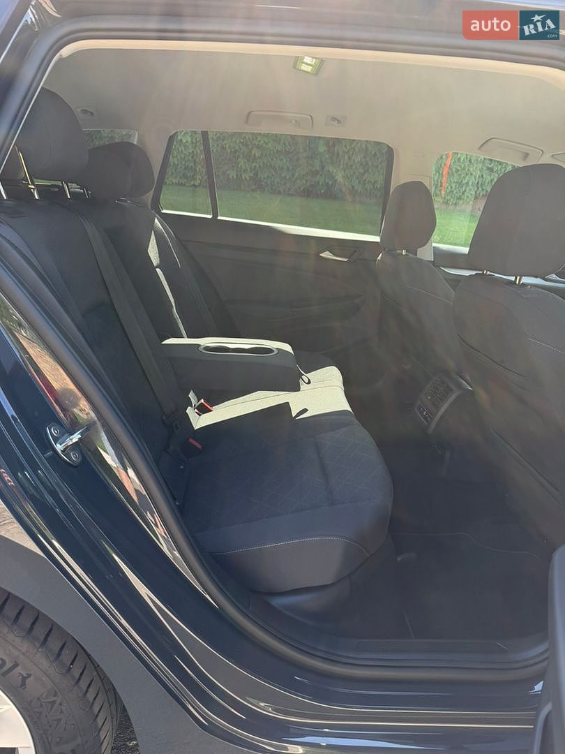 Volkswagen Golf 2022 VIN WVWZZZCDXPW515403 фото оголошення 57 з 70