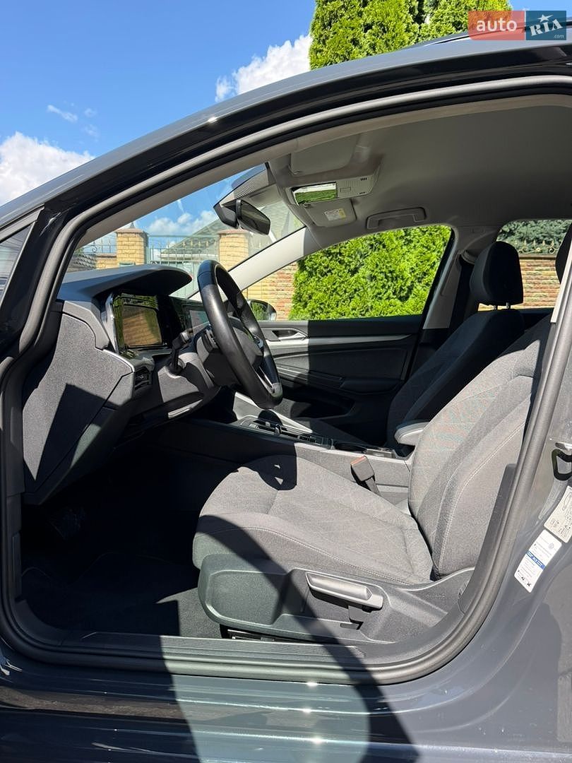 Volkswagen Golf 2022 VIN WVWZZZCDXPW515403 фото оголошення 55 з 70