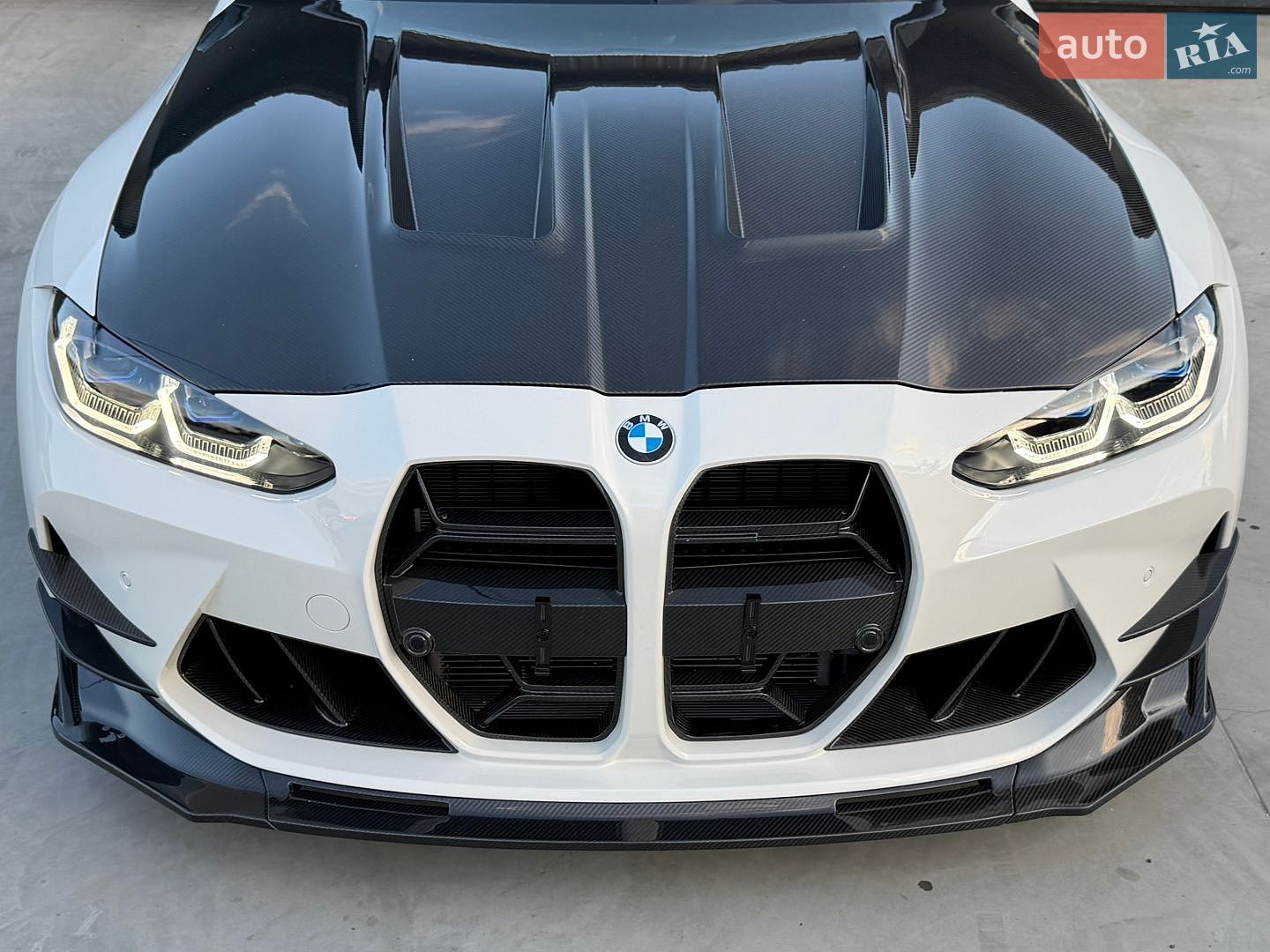 BMW M4 2023 VIN WBS33BA01RCP31314 фото оголошення 5 з 36