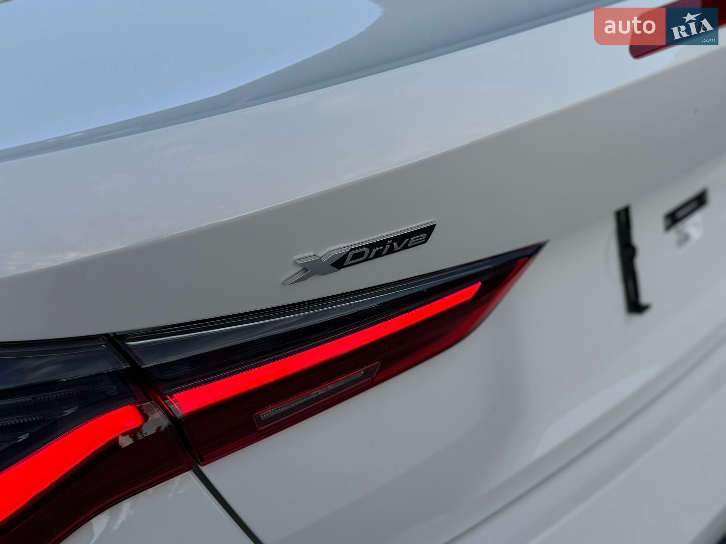 BMW M4 2023 VIN WBS33BA01RCP31314 фото оголошення 15 з 36