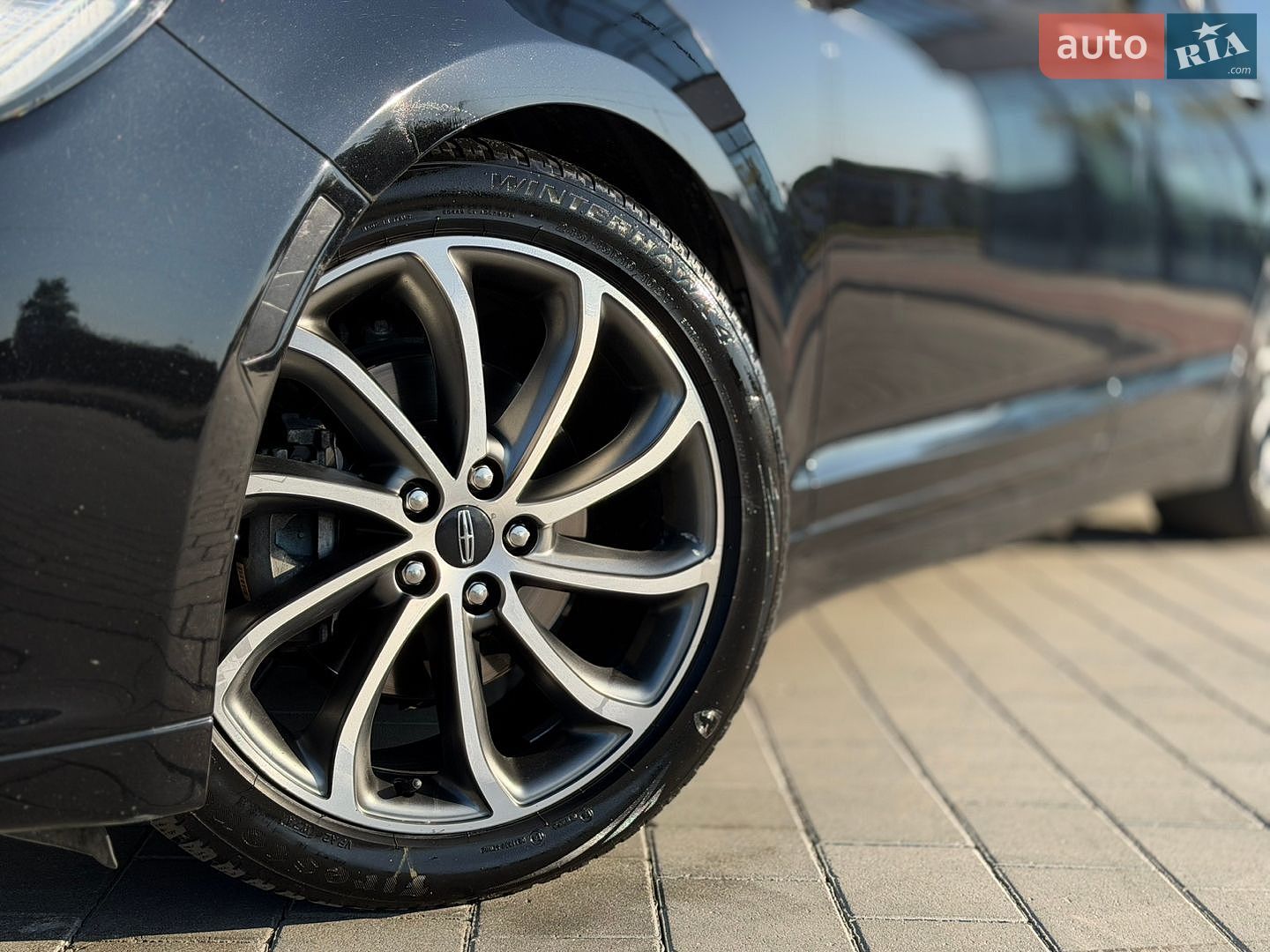 Lincoln MKZ 2019 VIN 3LN6L5D97KR626991 фото оголошення 3 з 46