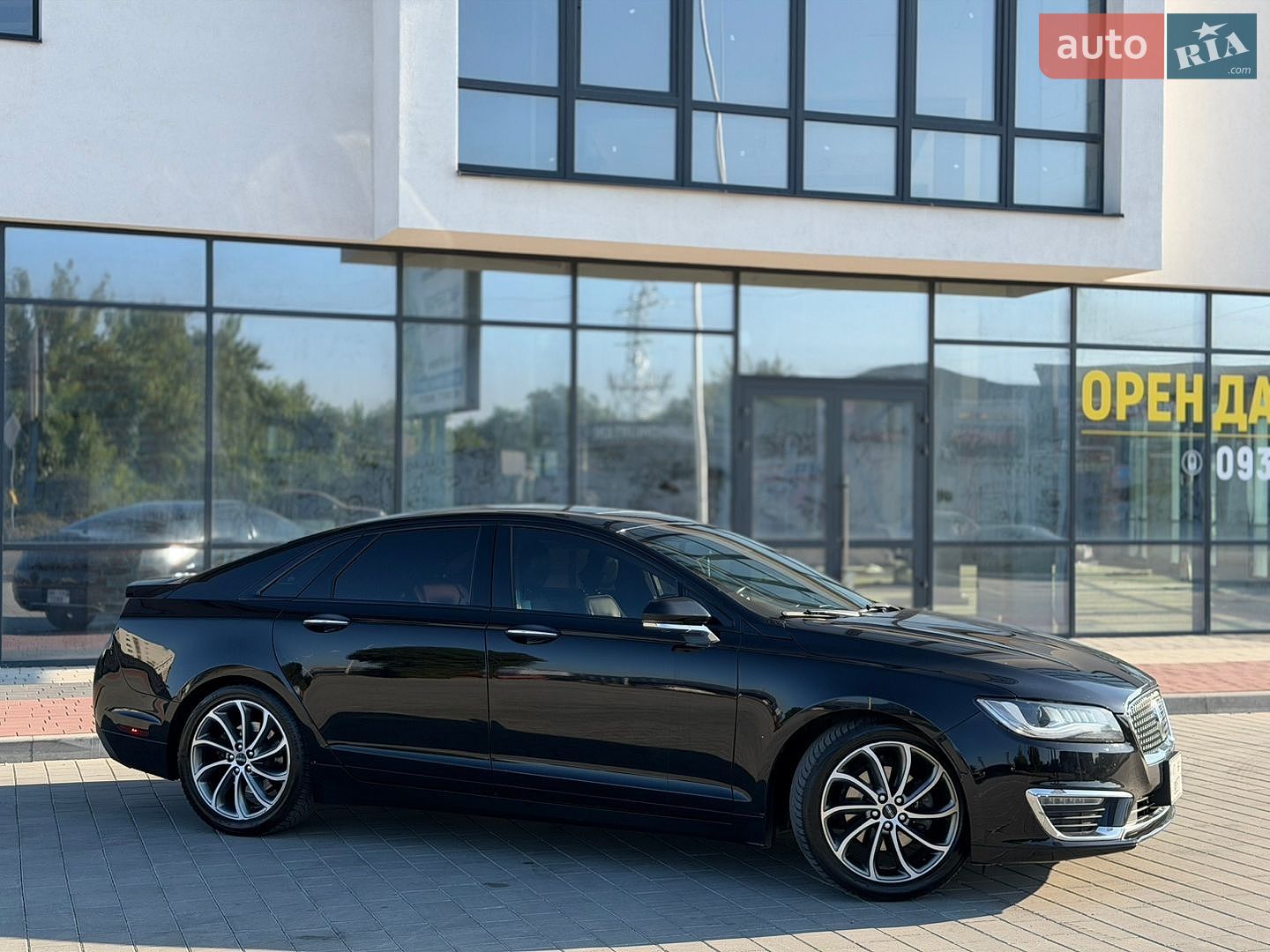 Lincoln MKZ 2019 VIN 3LN6L5D97KR626991 фото оголошення 5 з 46