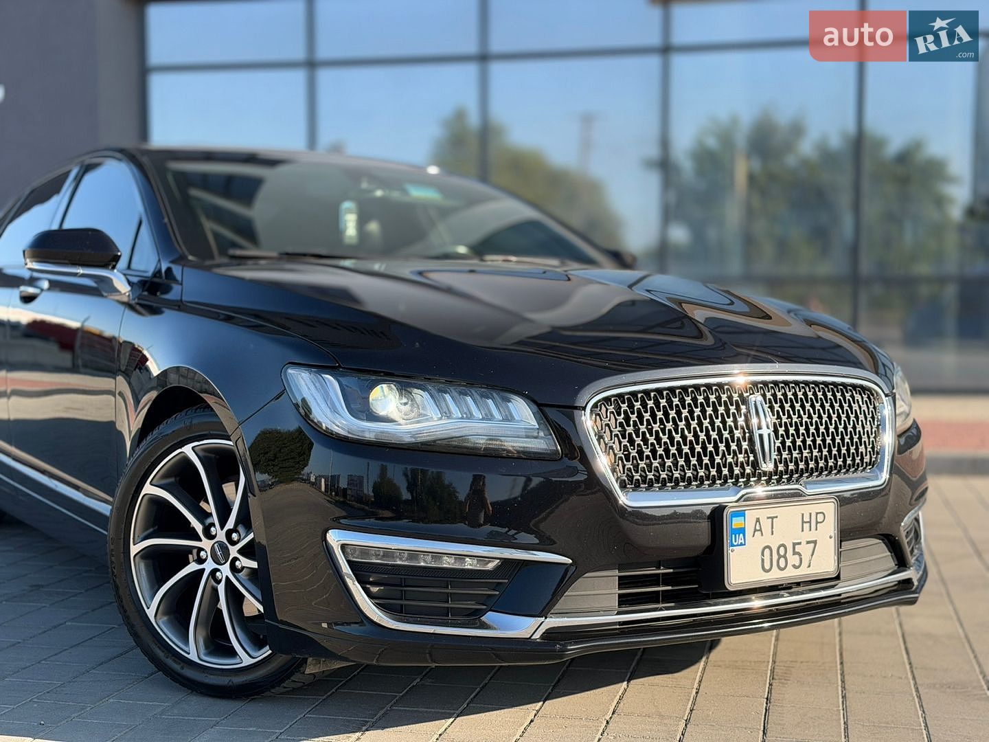 Lincoln MKZ 2019 VIN 3LN6L5D97KR626991 фото оголошення 6 з 46