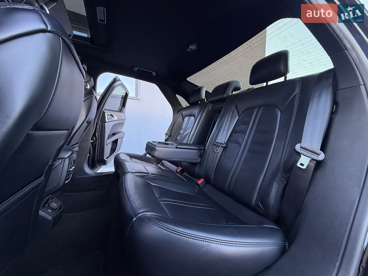 Lincoln MKZ 2019 VIN 3LN6L5D97KR626991 фото оголошення 21 з 46
