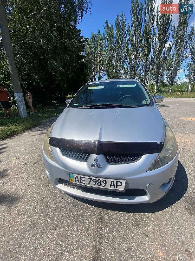 Mitsubishi Grandis 2006 VIN JMBLNNA4W6Z000704 фото оголошення 3 з 12