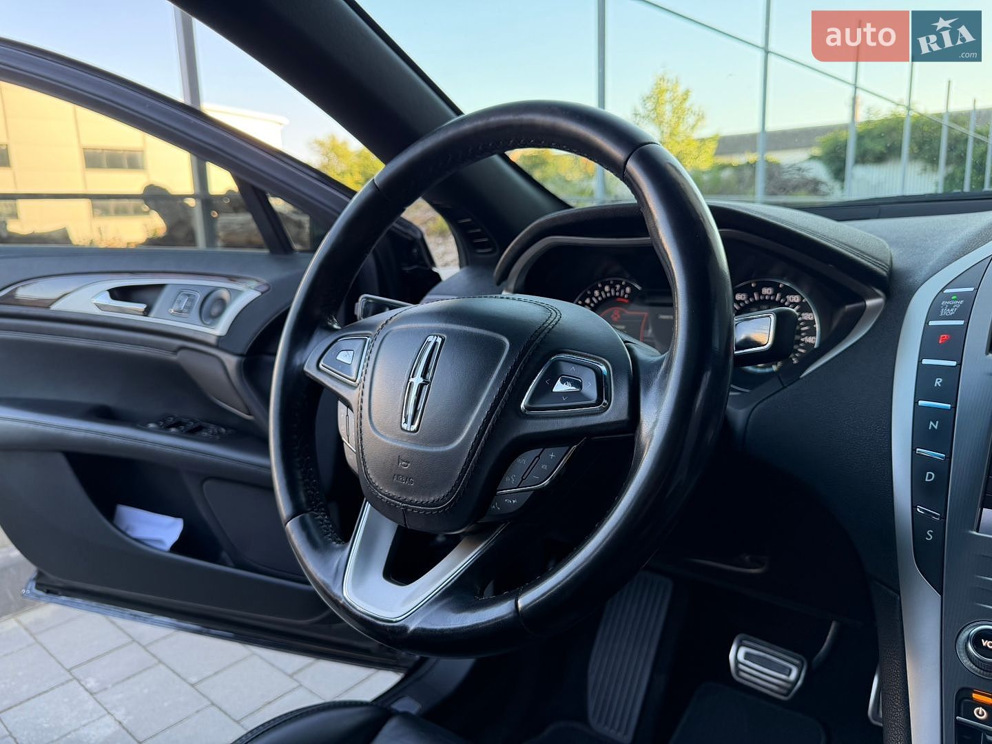 Lincoln MKZ 2019 VIN 3LN6L5D97KR626991 фото оголошення 29 з 46