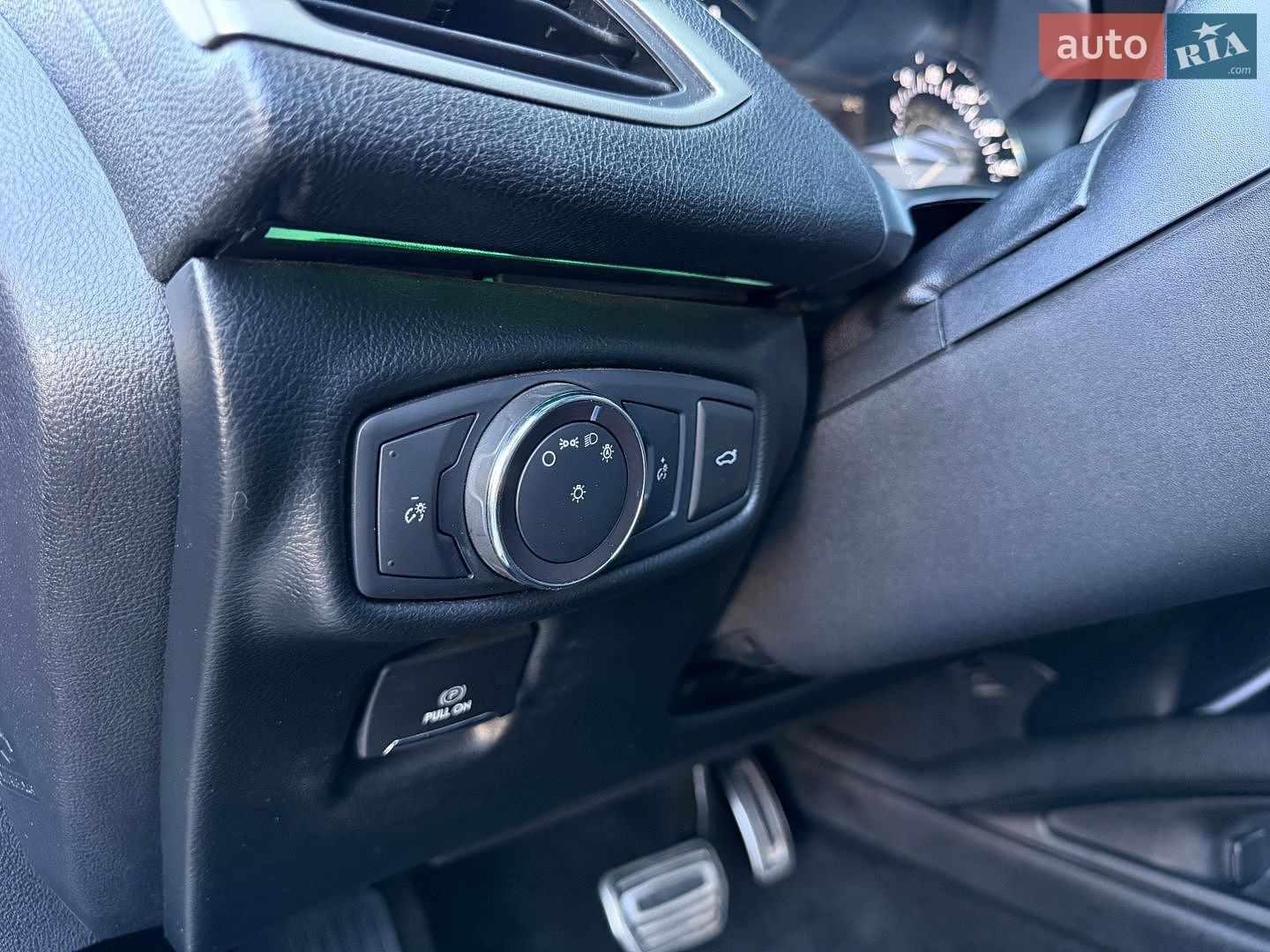 Lincoln MKZ 2019 VIN 3LN6L5D97KR626991 фото оголошення 40 з 46