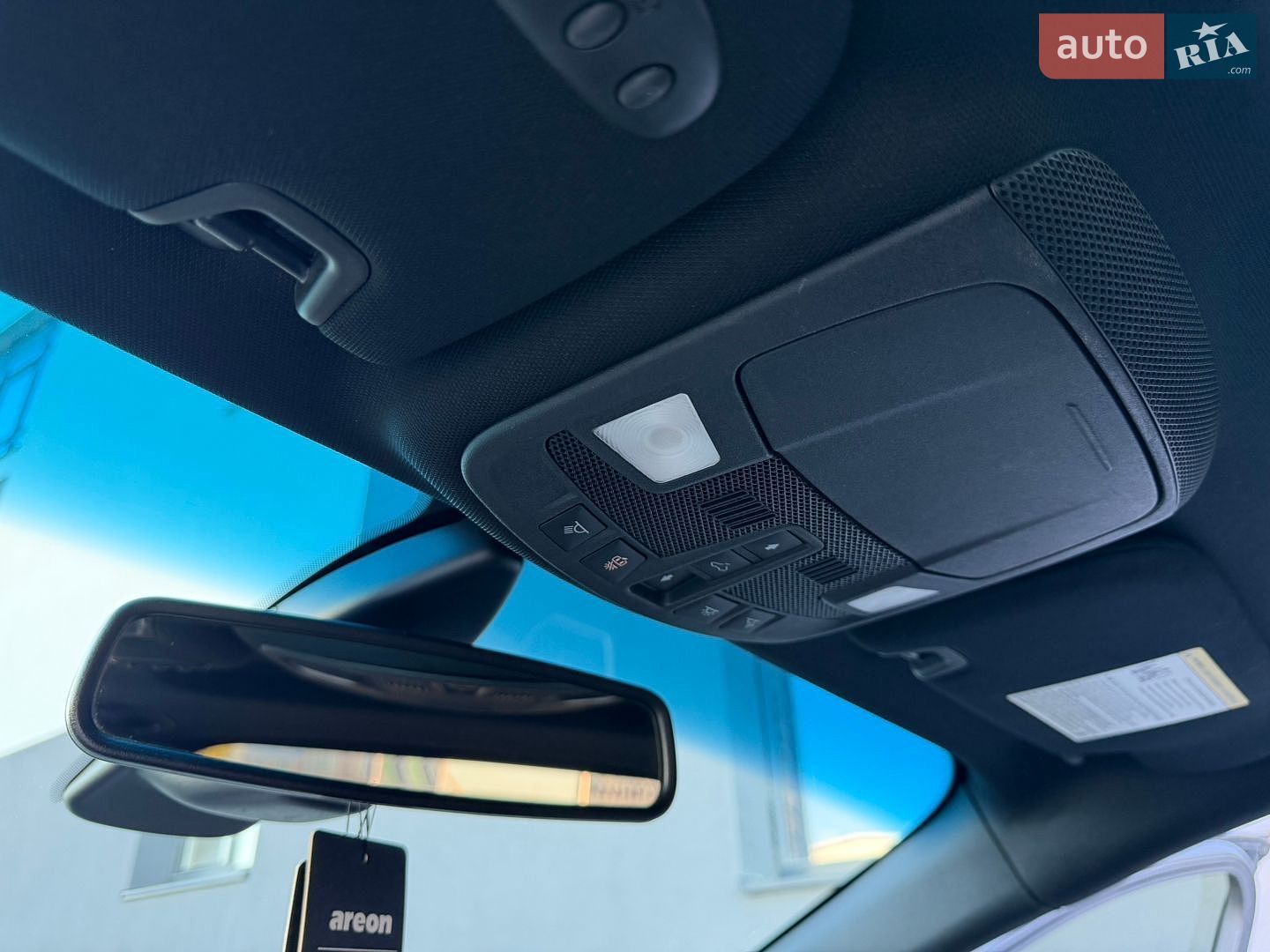 Lincoln MKZ 2019 VIN 3LN6L5D97KR626991 фото оголошення 46 з 46