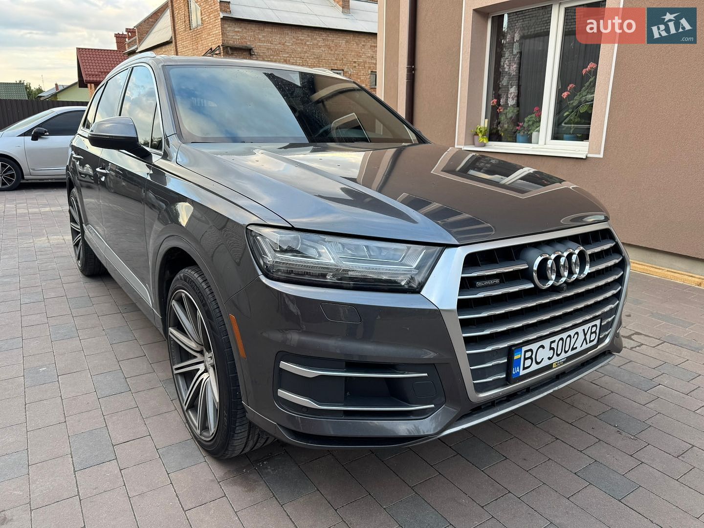 Audi Q7 2019 VIN WA1AHAF75KD047392 фото оголошення 2 з 36