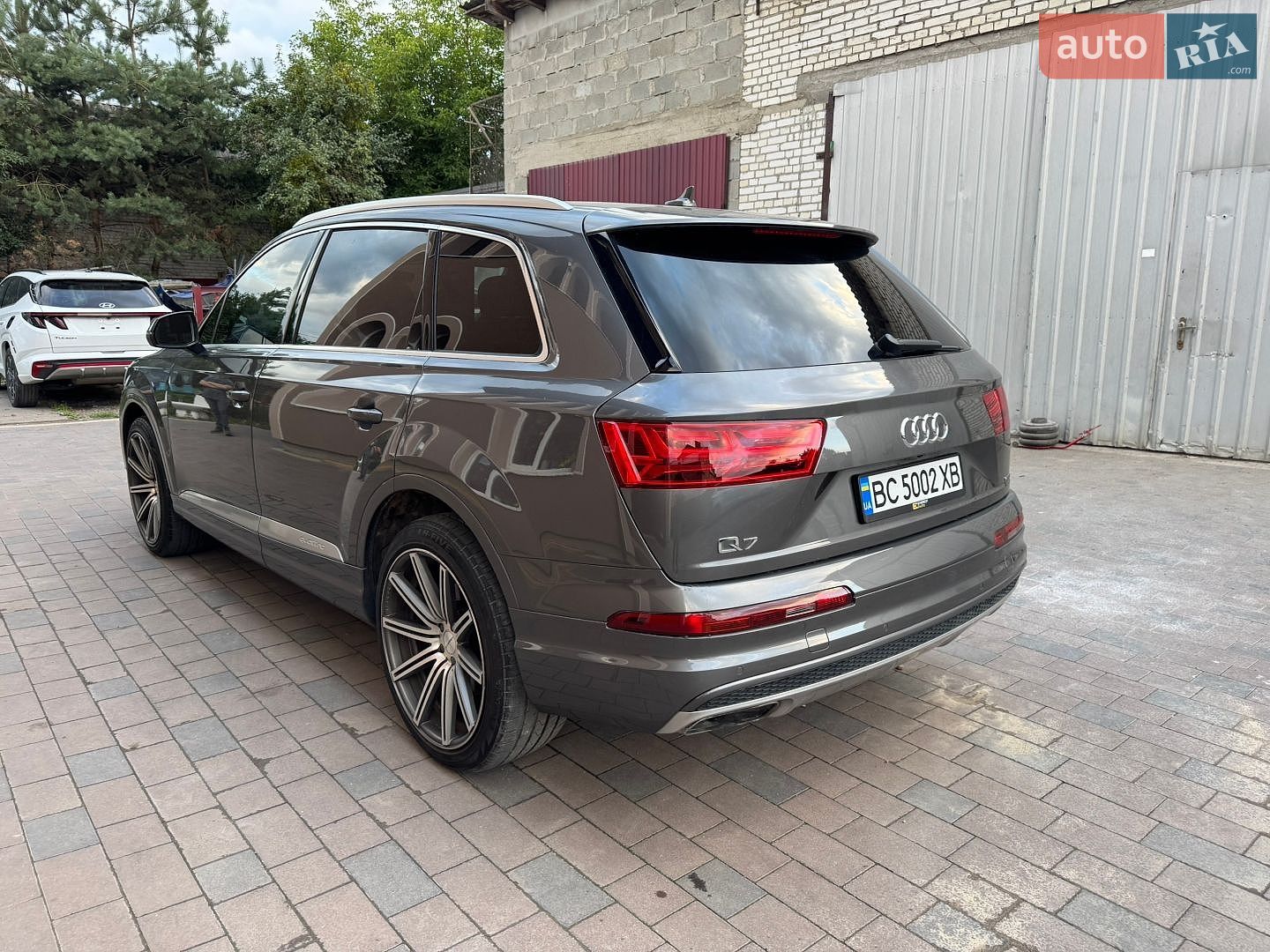Audi Q7 2019 VIN WA1AHAF75KD047392 фото оголошення 8 з 36