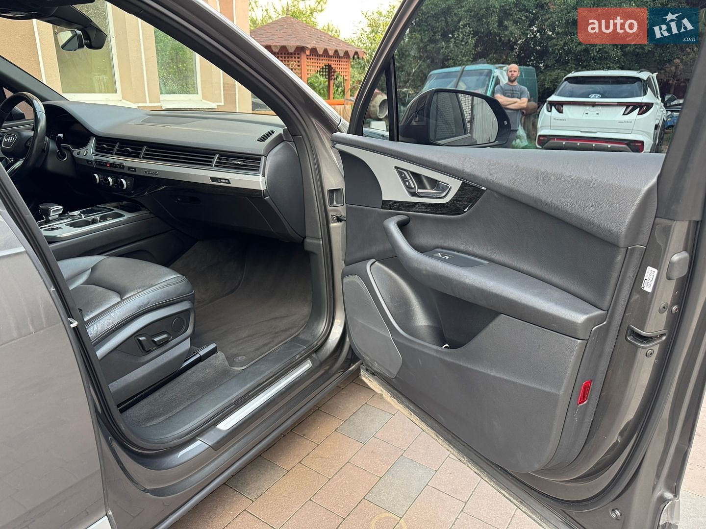 Audi Q7 2019 VIN WA1AHAF75KD047392 фото оголошення 15 з 36