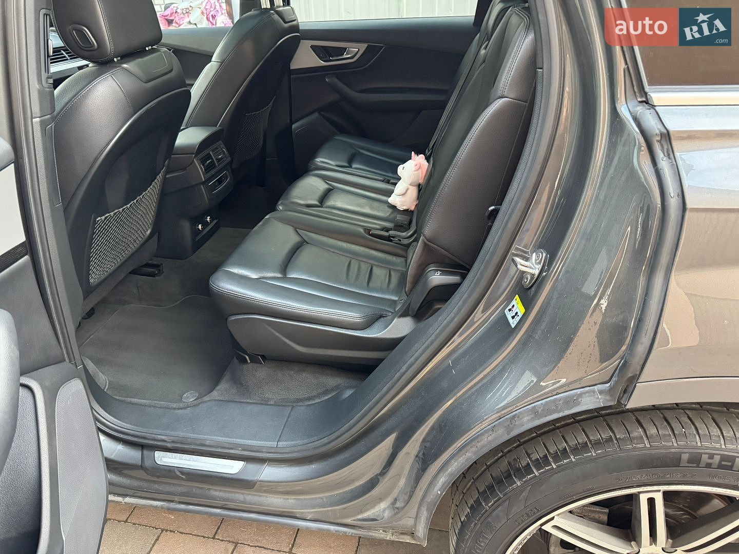 Audi Q7 2019 VIN WA1AHAF75KD047392 фото оголошення 26 з 36