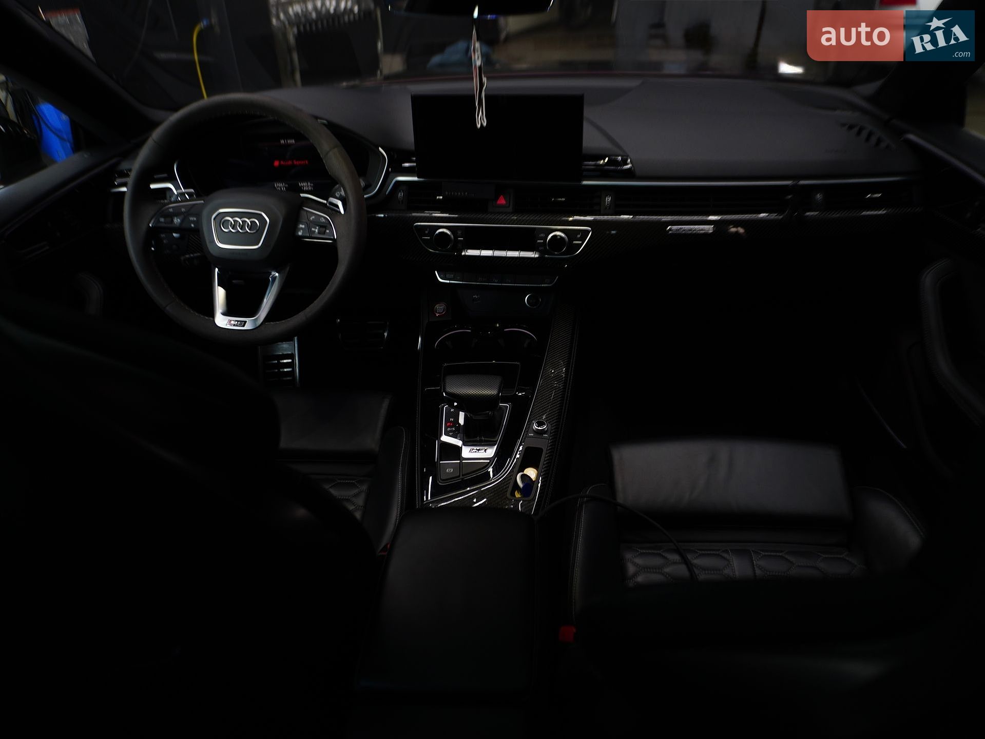 Audi RS5 2023 VIN WUAAWCF55PA903730 фото оголошення 34 з 76