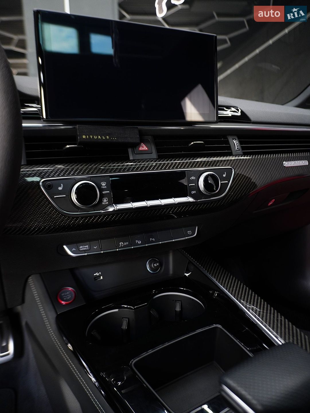 Audi RS5 2023 VIN WUAAWCF55PA903730 фото оголошення 50 з 76