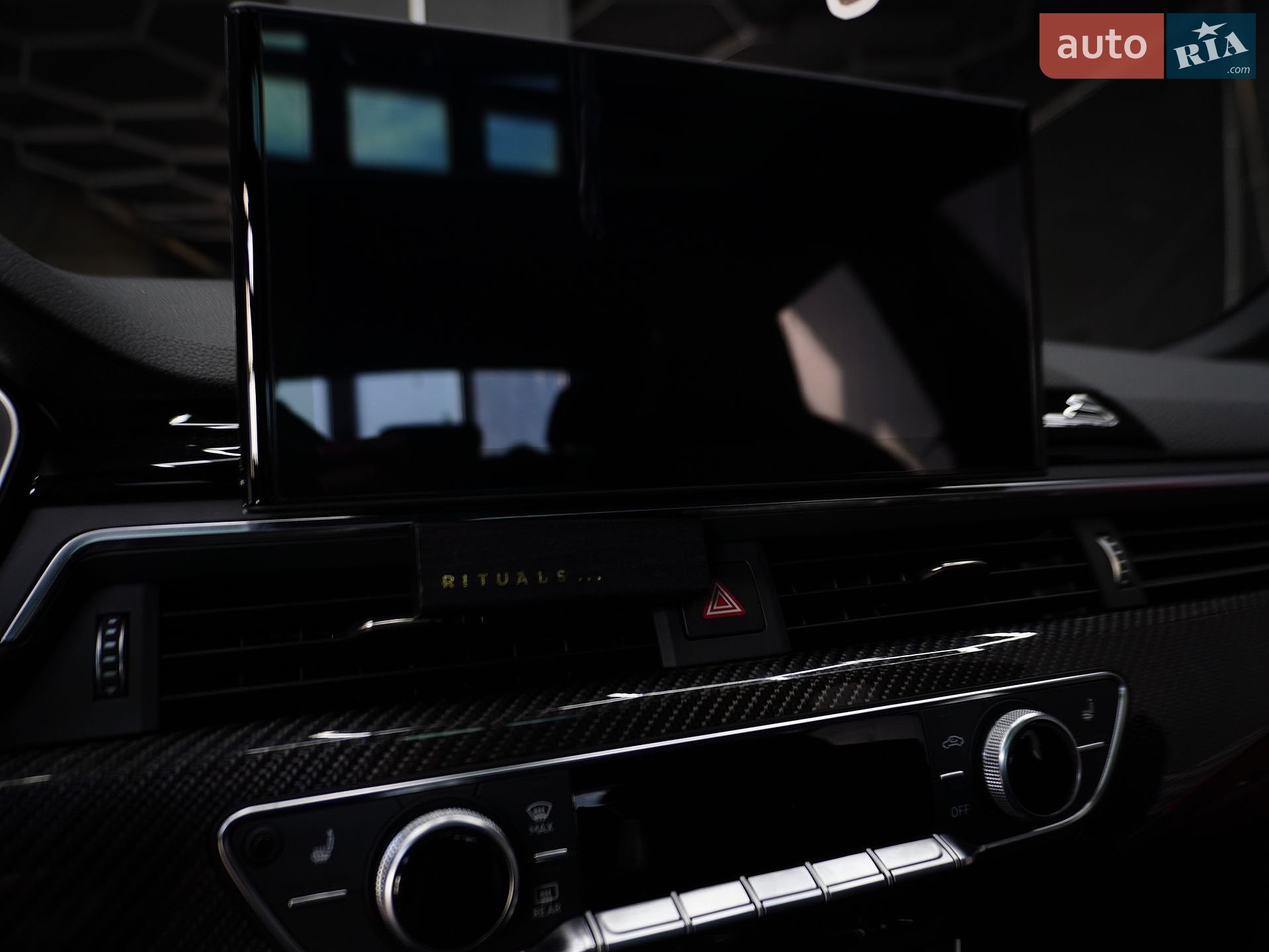 Audi RS5 2023 VIN WUAAWCF55PA903730 фото оголошення 51 з 76