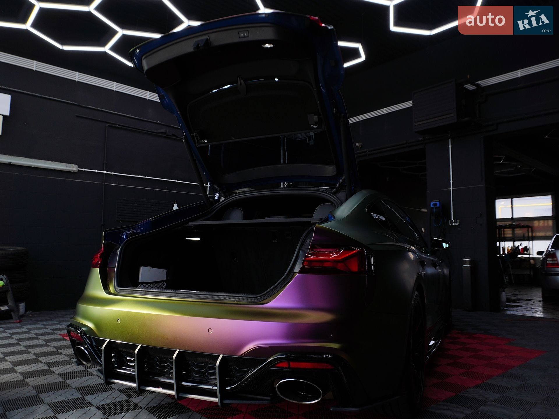 Audi RS5 2023 VIN WUAAWCF55PA903730 фото оголошення 73 з 76
