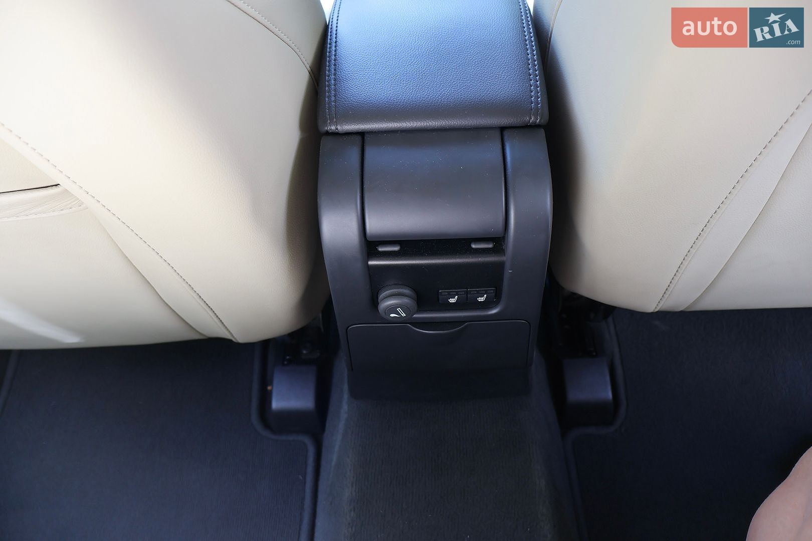 Volvo Xc60 2017 VIN YV1DZA5C6H2139032 фото оголошення 27 з 29