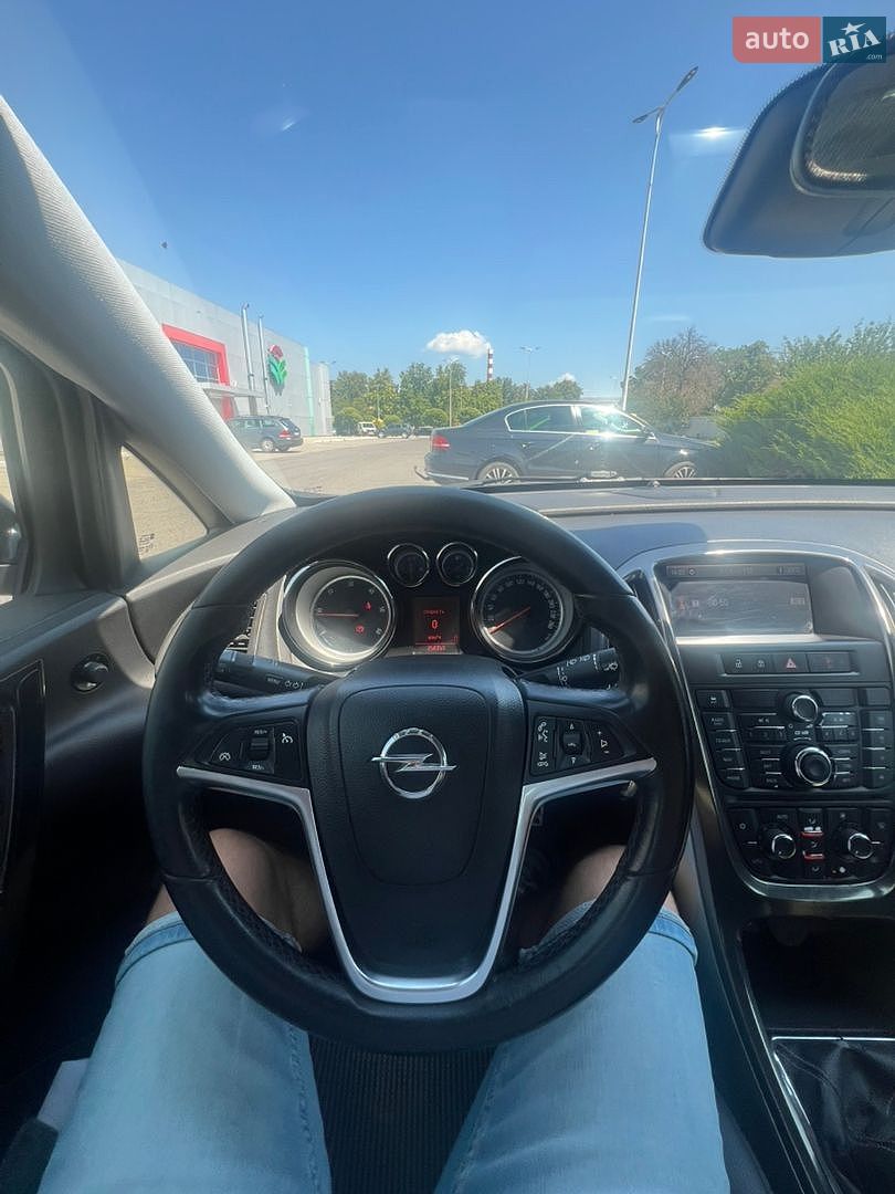 Opel Astra 2010 VIN W0LPE6EG0BG032349 фото оголошення 9 з 12