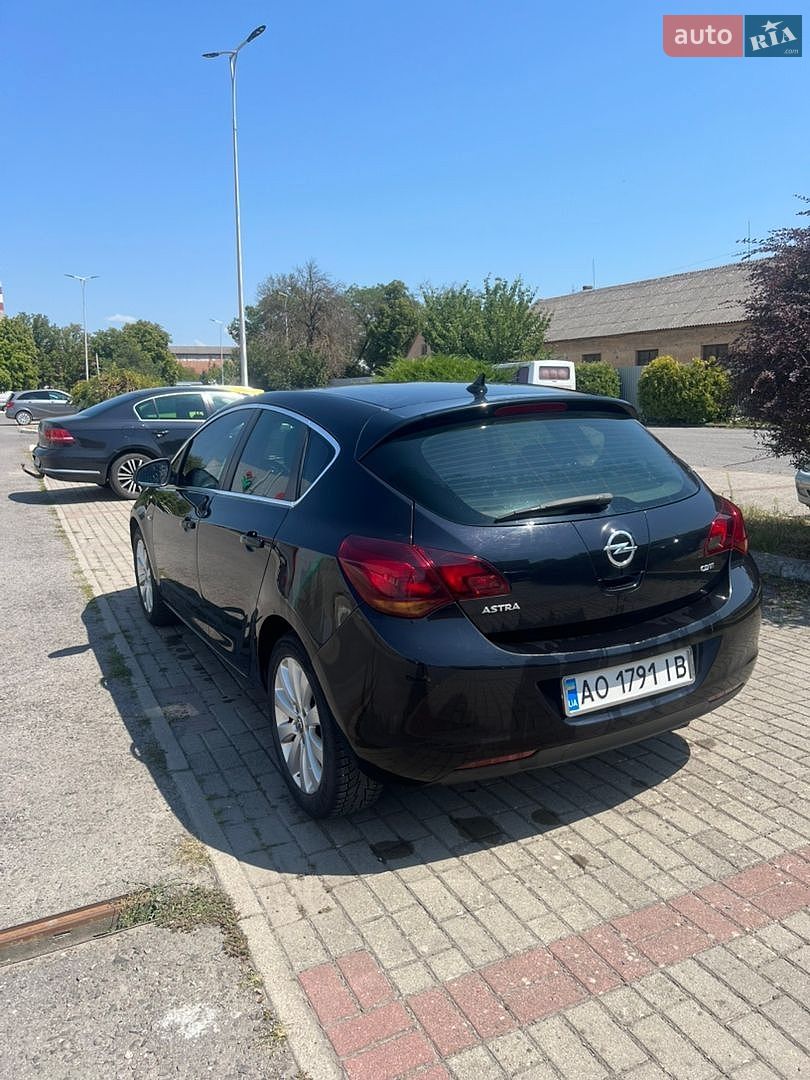 Opel Astra 2010 VIN W0LPE6EG0BG032349 фото оголошення 3 з 12