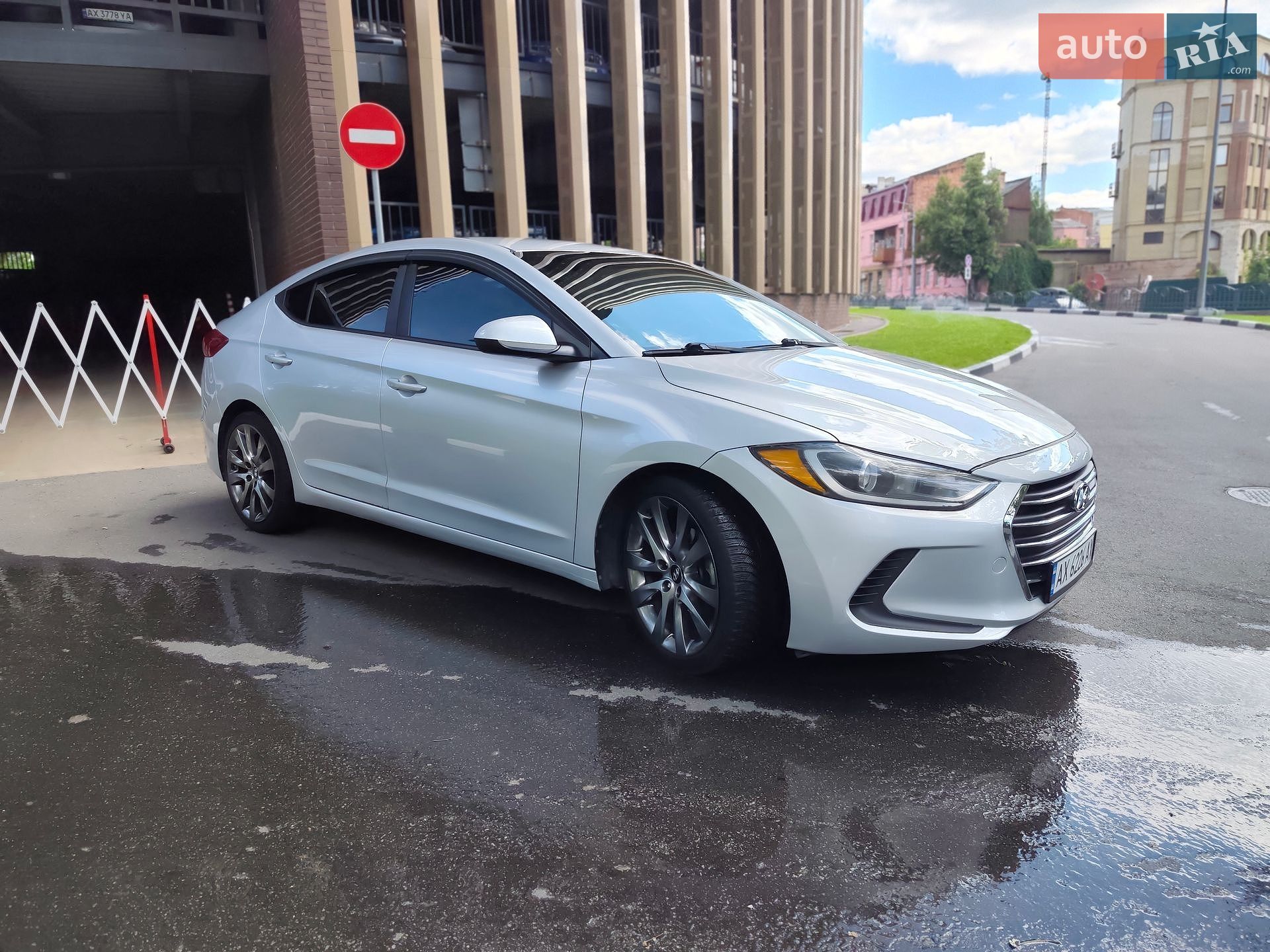 Hyundai Elantra 2016 VIN 5NPD84LF1HH034450 фото оголошення 5 з 19