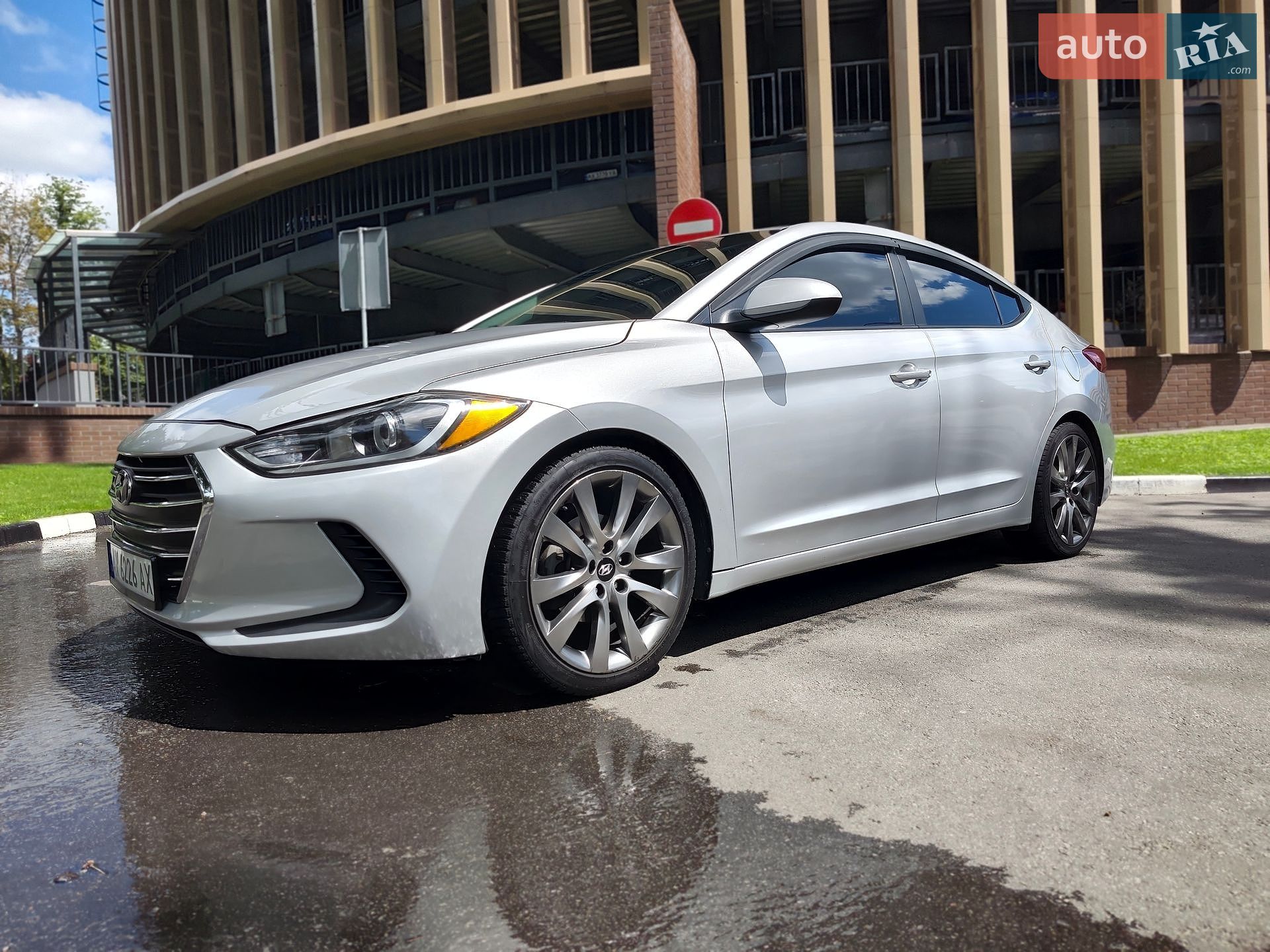 Hyundai Elantra 2016 VIN 5NPD84LF1HH034450 фото оголошення 4 з 19