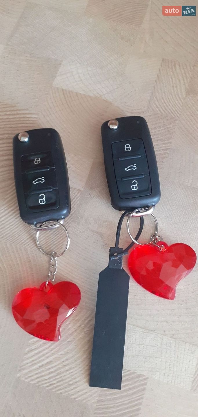 Volkswagen Polo 2018 VIN XW8ZZZ61ZJG066274 фото оголошення 15 з 19