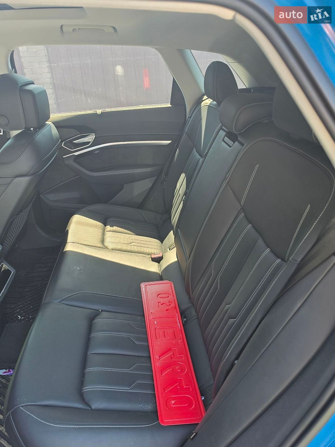 Audi e-tron 2019 VIN WA1VABGE4KB012072 фото оголошення 45 з 46