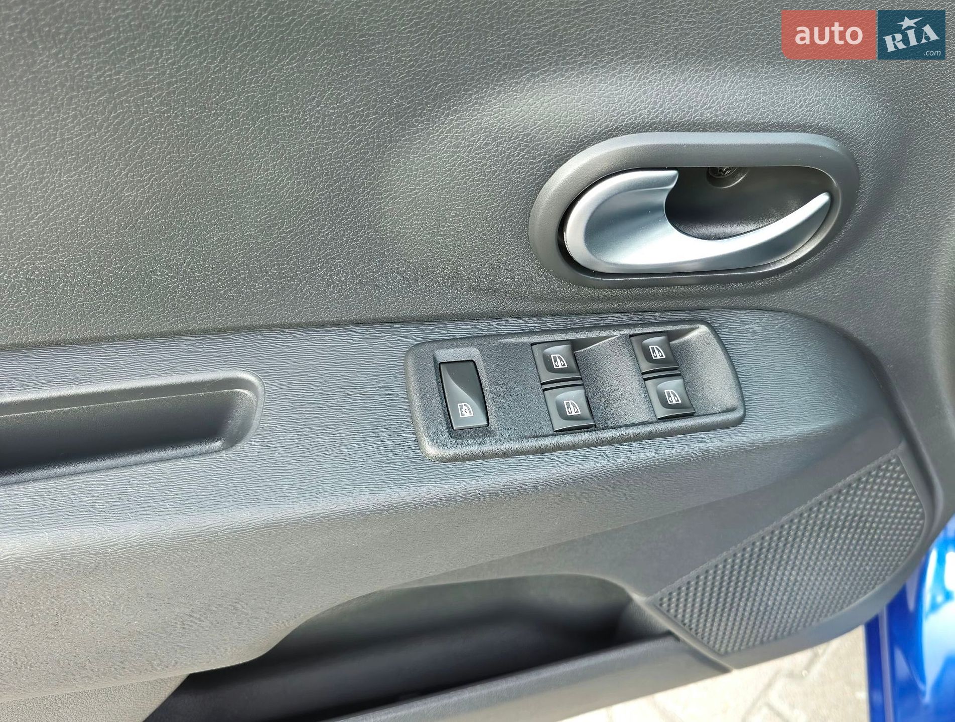 Renault Lodgy 2020 VIN VF1JSRDL465215325 фото оголошення 35 з 68