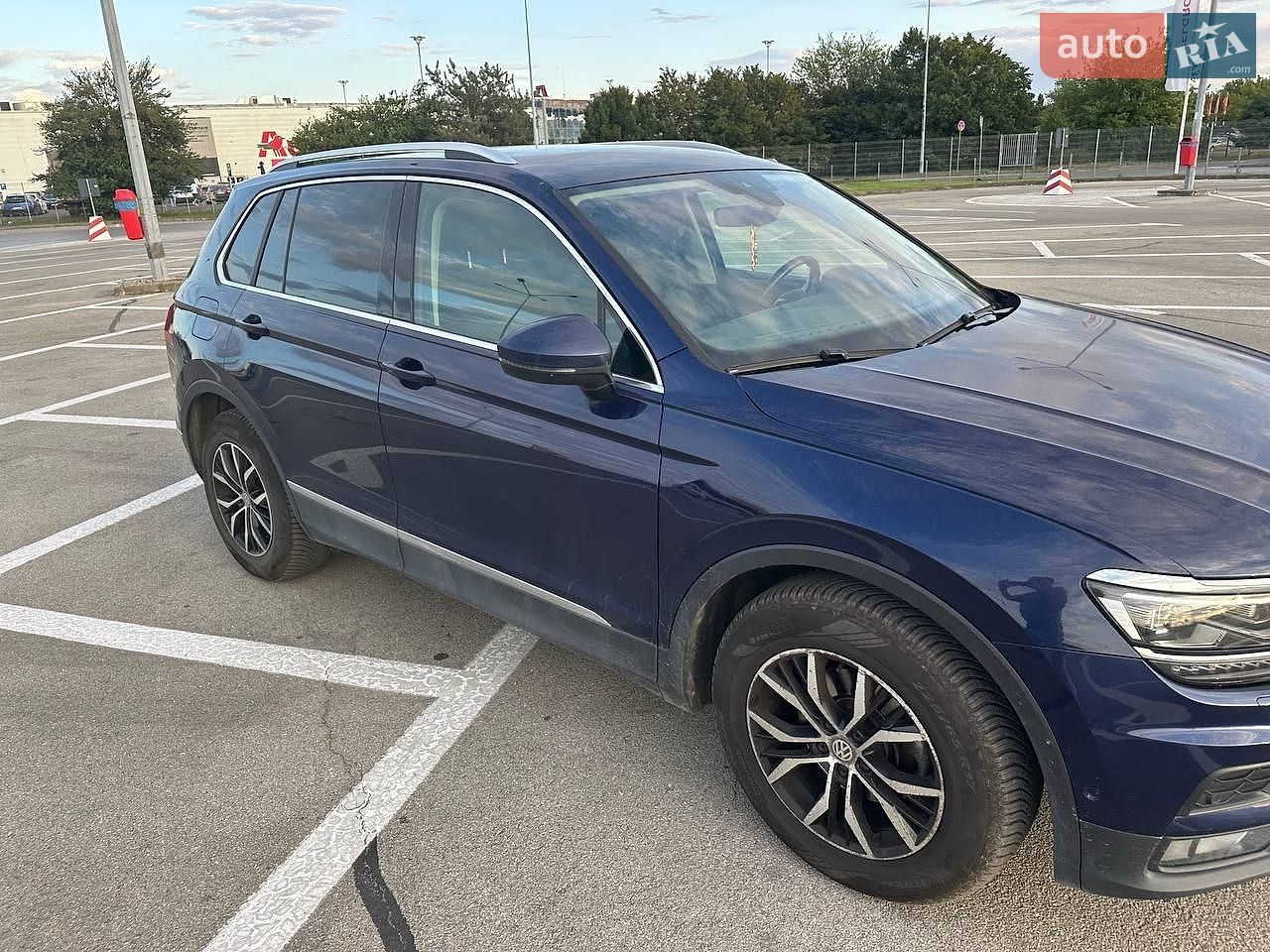Volkswagen Tiguan 2018 VIN WVGZZZ5NZKW819254 фото оголошення 15 з 23