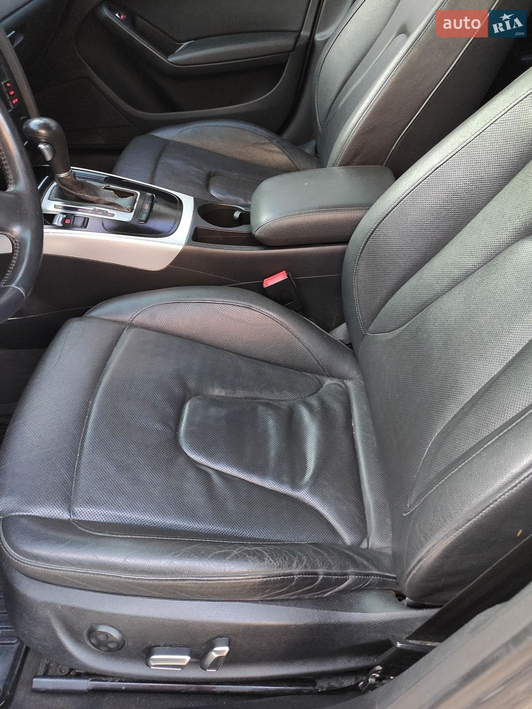 Audi A4 2011 VIN WAUZZZ8K8BN030583 фото оголошення 20 з 40