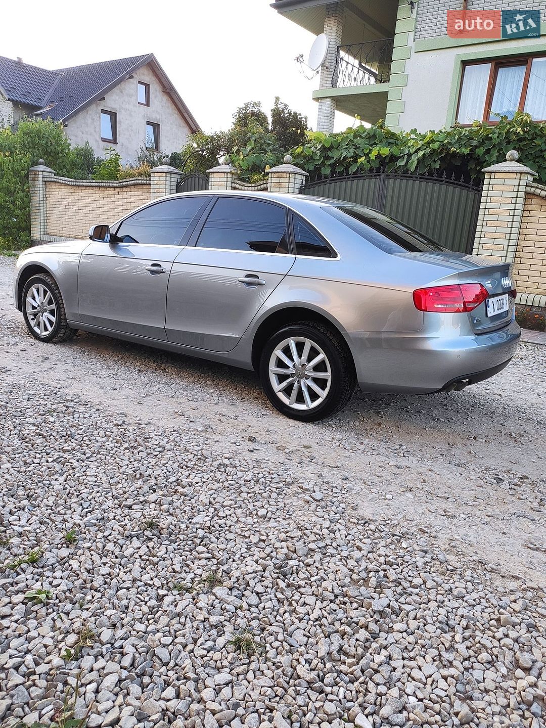 Audi A4 2011 VIN WAUZZZ8K8BN030583 фото оголошення 31 з 40