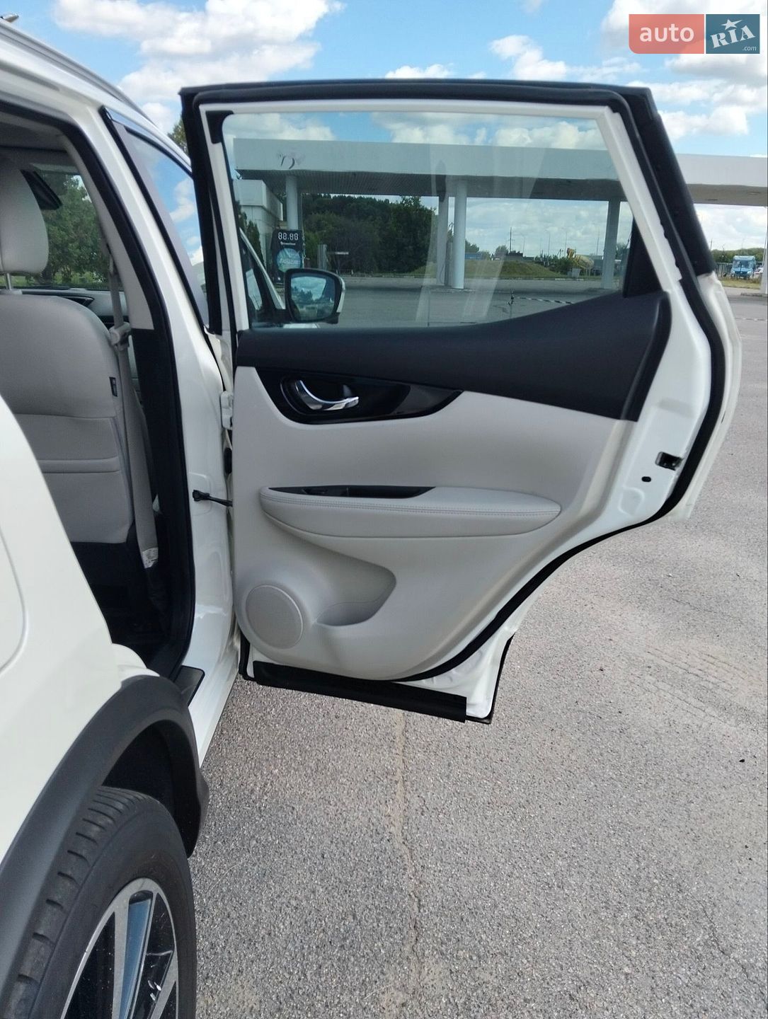 Nissan Rogue Sport 2017 VIN JN1BJ1CPXJW102685 фото оголошення 33 з 61