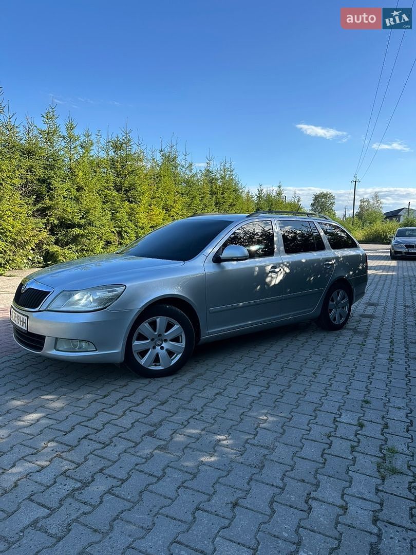 Skoda Octavia 2010 VIN TMBHE61Z0B2066091 фото оголошення 3 з 10
