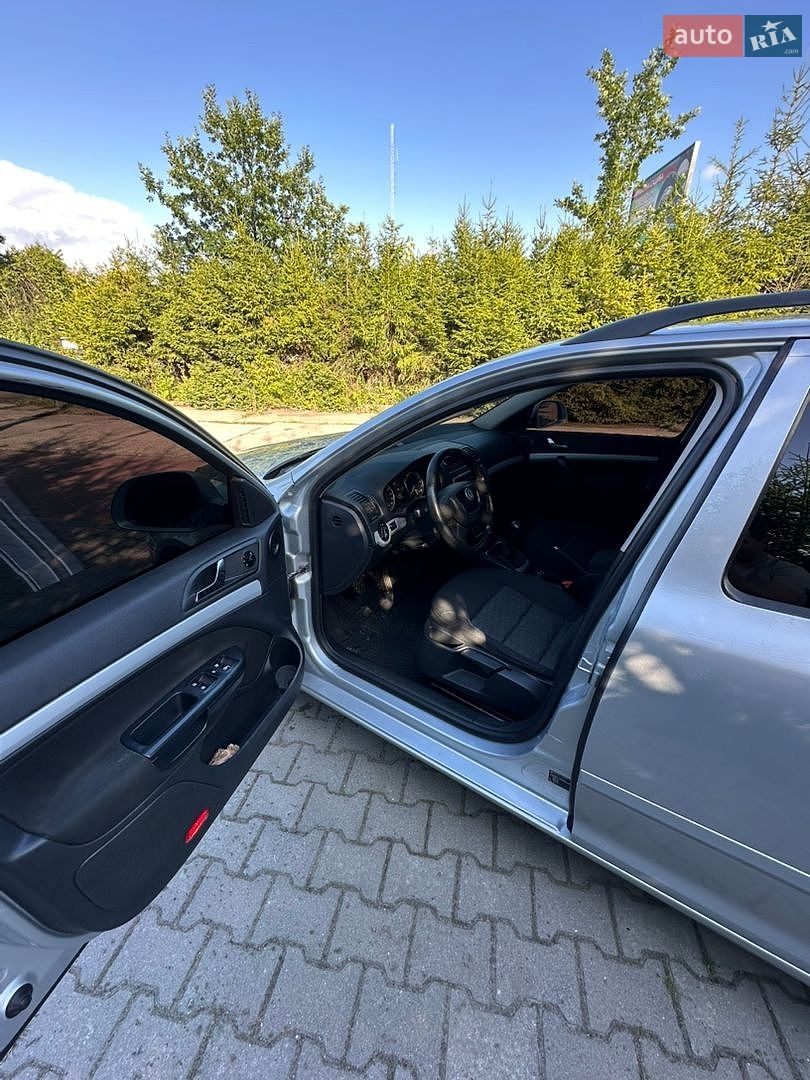 Skoda Octavia 2010 VIN TMBHE61Z0B2066091 фото оголошення 7 з 10