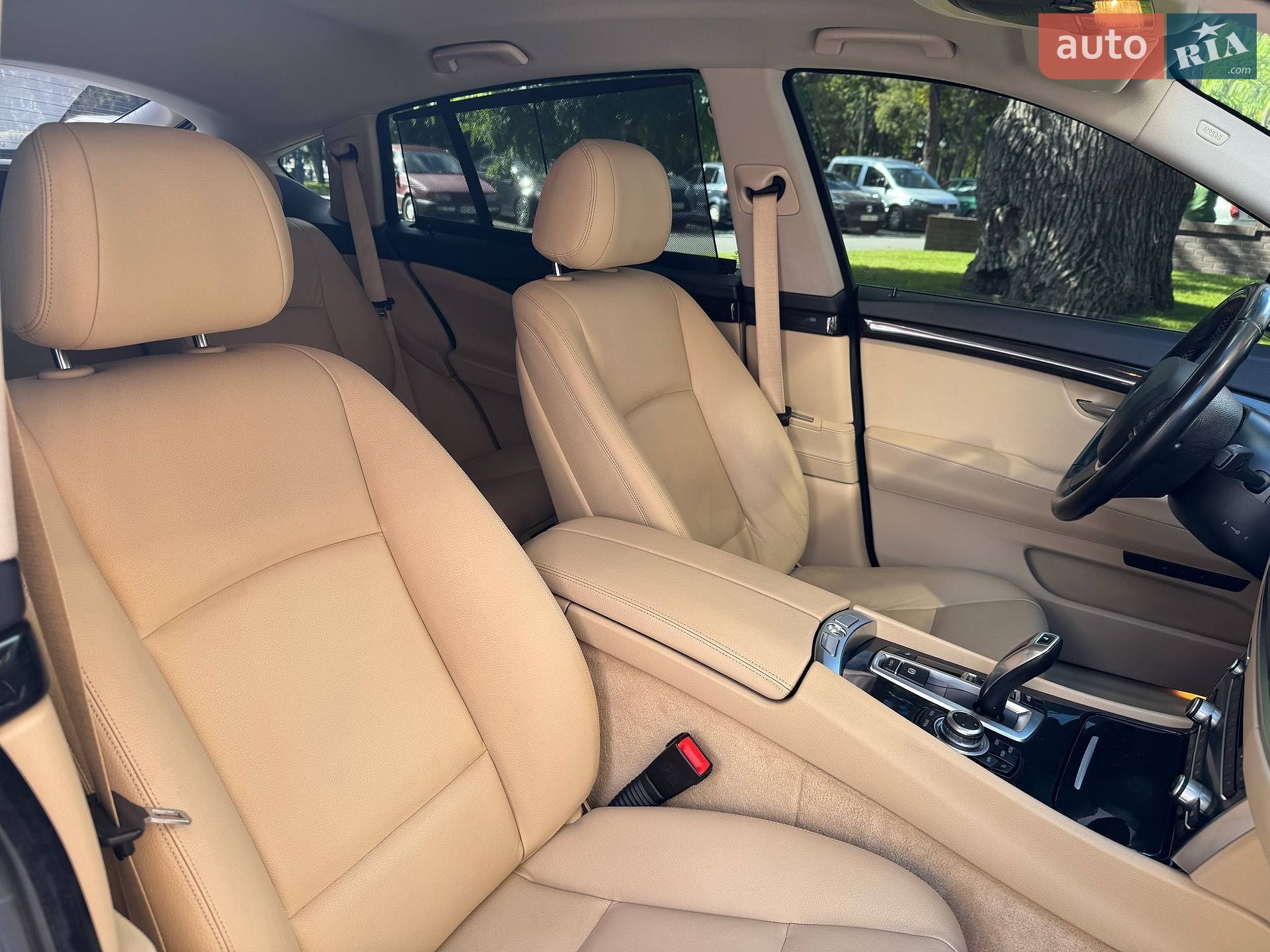BMW 5 Series GT 2017 VIN WBASZ61070G172370 фото оголошення 24 з 26