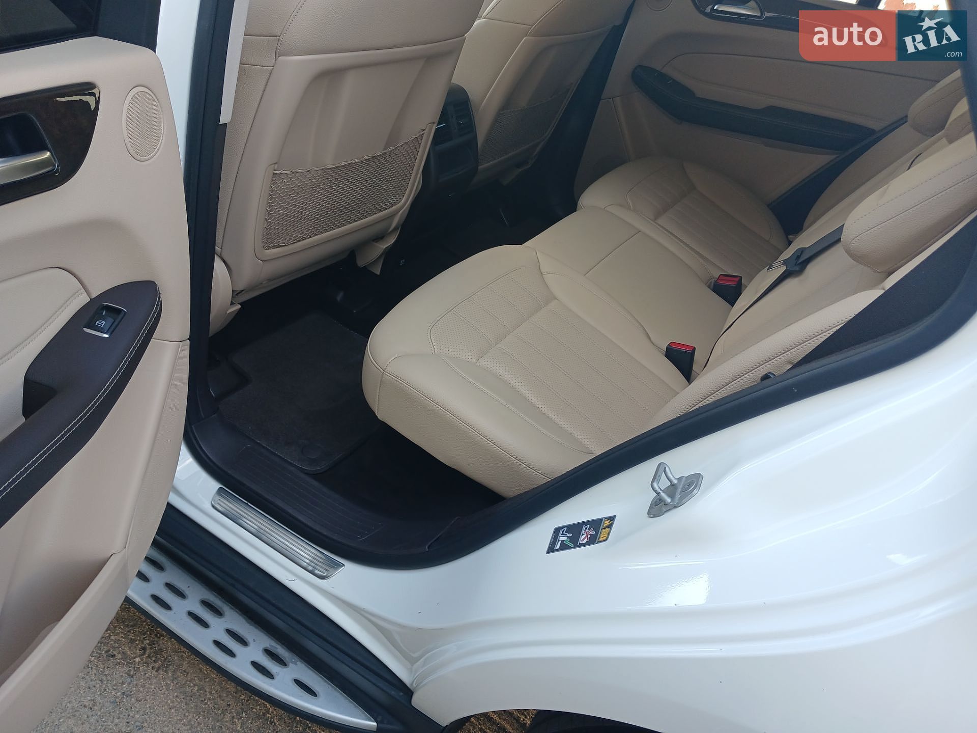 Mercedes-Benz GLE-Class 2016 VIN 4JGDA5JB8GA658595 фото оголошення 29 з 82