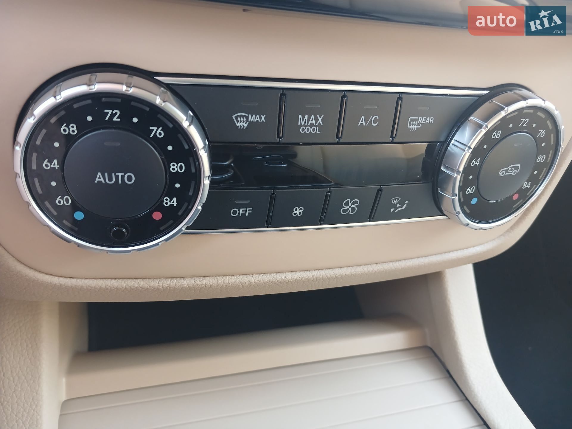 Mercedes-Benz GLE-Class 2016 VIN 4JGDA5JB8GA658595 фото оголошення 47 з 82