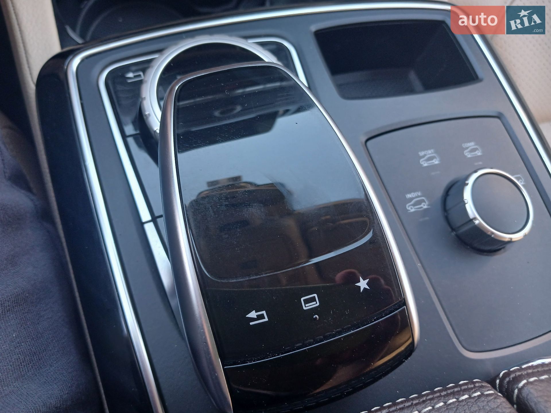 Mercedes-Benz GLE-Class 2016 VIN 4JGDA5JB8GA658595 фото оголошення 48 з 82