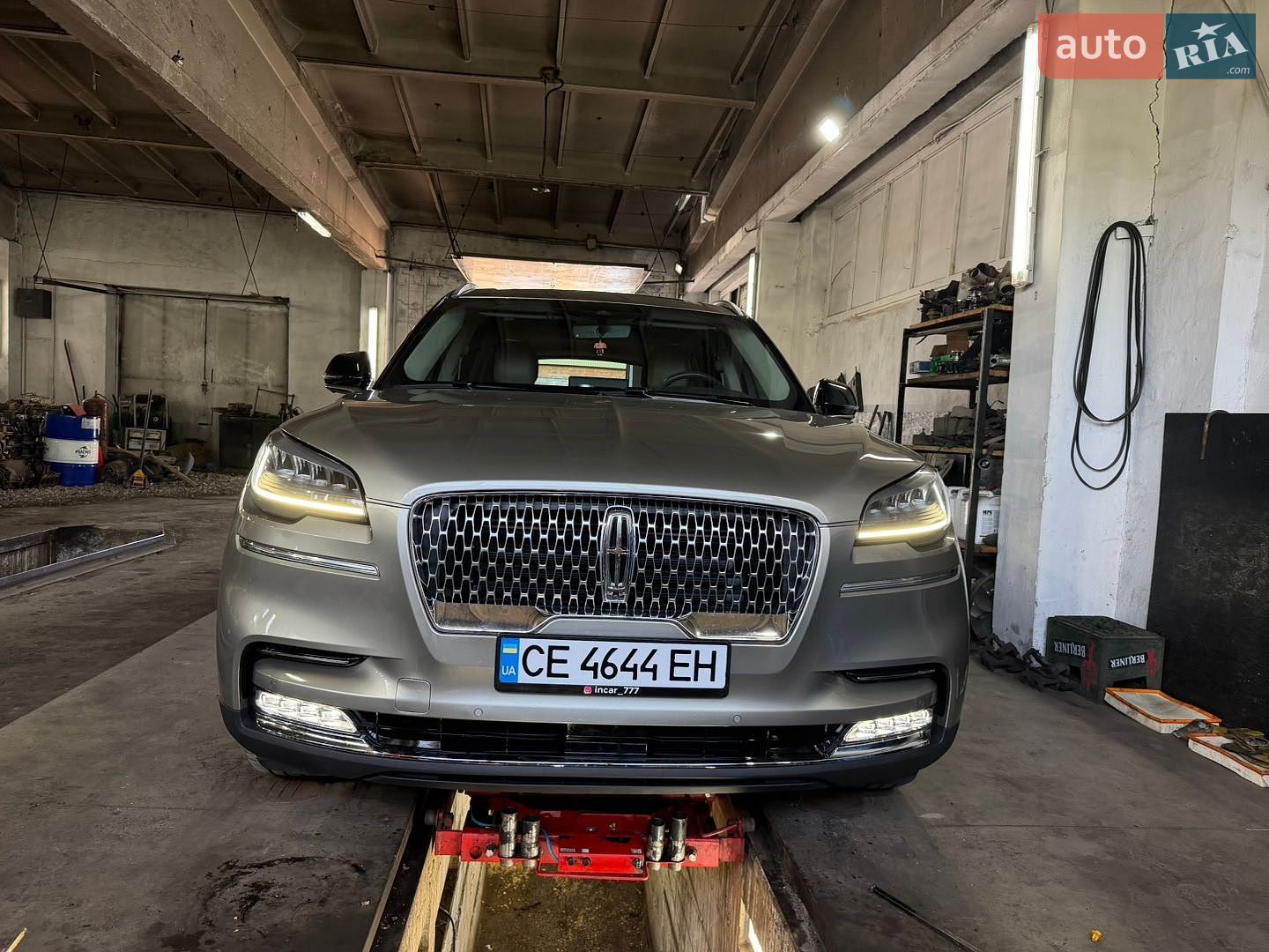 Lincoln Aviator 2023 VIN 5LM5J7XC6PGL23782 фото оголошення 6 з 16