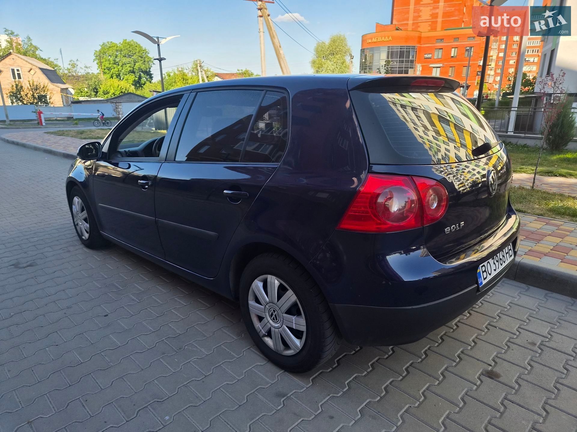 Volkswagen Golf 2005 VIN WVWZZZ1KZ5W237481 фото оголошення 6 з 16