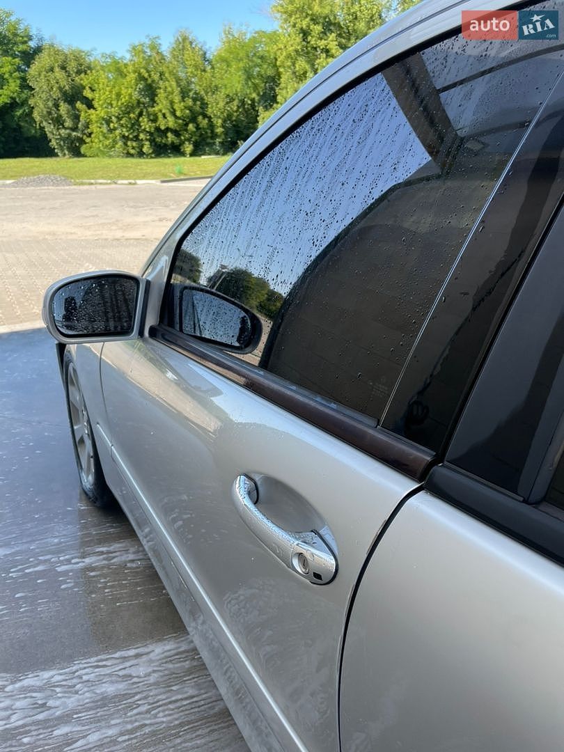 Mercedes-Benz C-Class 2001 VIN WDB2032061F211007 фото оголошення 10 з 25